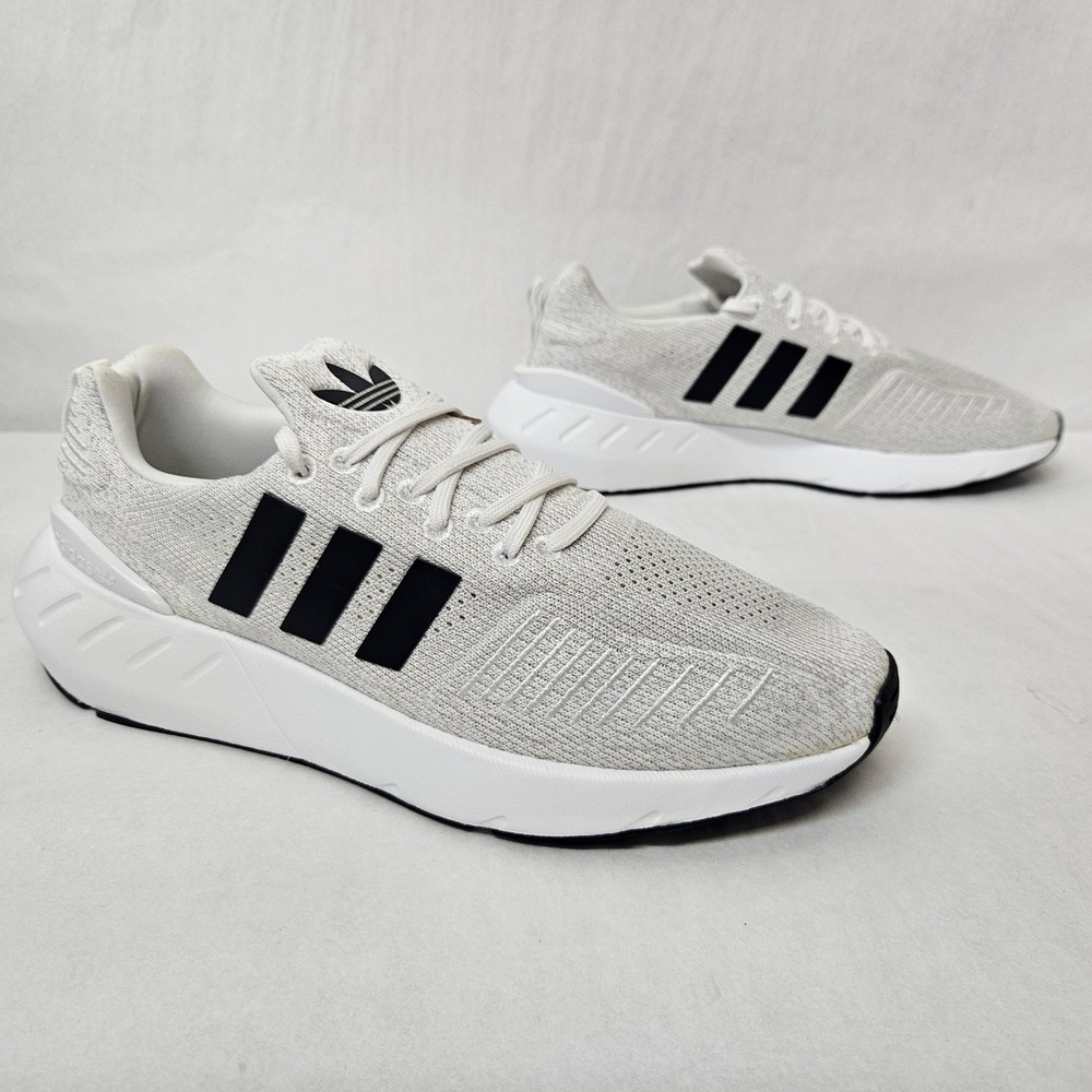 Adidas Swift Run 22 Sneakers GY3047 Cloud White Core Black Grey One Mens Size 8